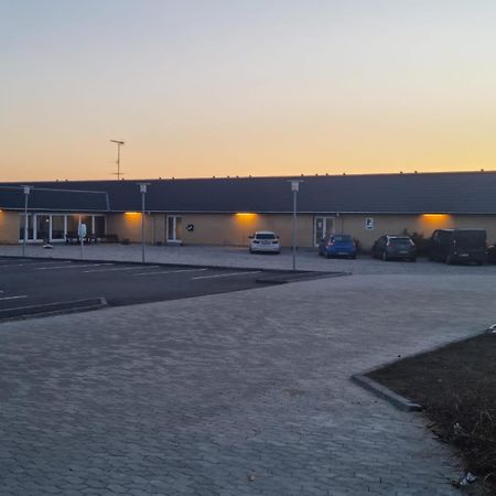 Skuldelev Kro Skibby Exteriér fotografie